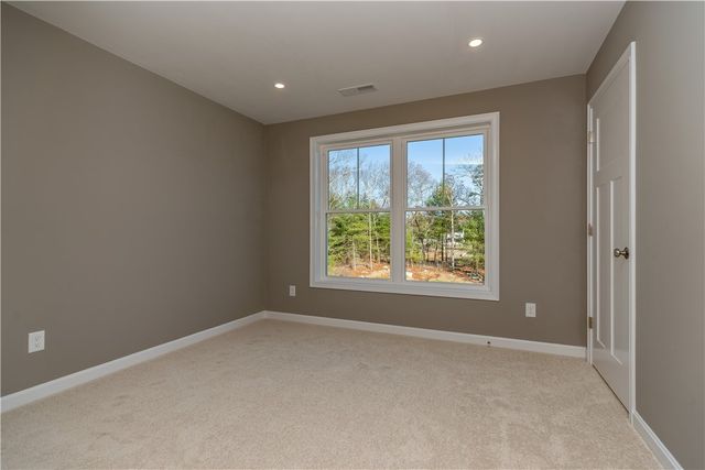 24 Cassidy Trail, Coventry, RI 02816