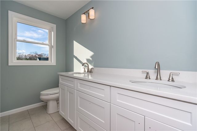 24 Cassidy Trail, Coventry, RI 02816