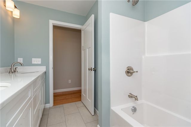 24 Cassidy Trail, Coventry, RI 02816