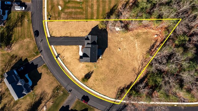 24 Cassidy Trail, Coventry, RI 02816