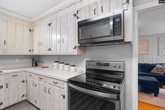 1260 Pinecrest Drive, Lugoff, SC 29078