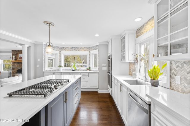 186 Tyrpak Road, Howell, NJ 07731