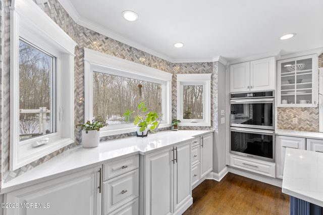 186 Tyrpak Road, Howell, NJ 07731