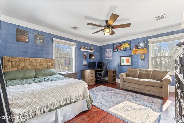 186 Tyrpak Road, Howell, NJ 07731