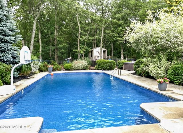 186 Tyrpak Road, Howell, NJ 07731