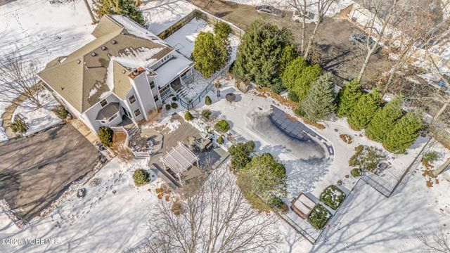 186 Tyrpak Road, Howell, NJ 07731