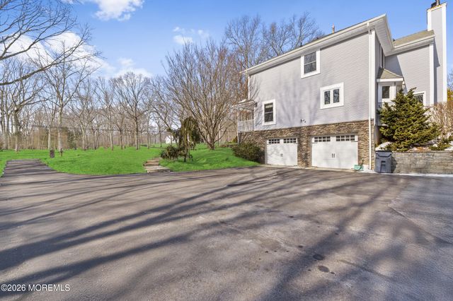 186 Tyrpak Road, Howell, NJ 07731