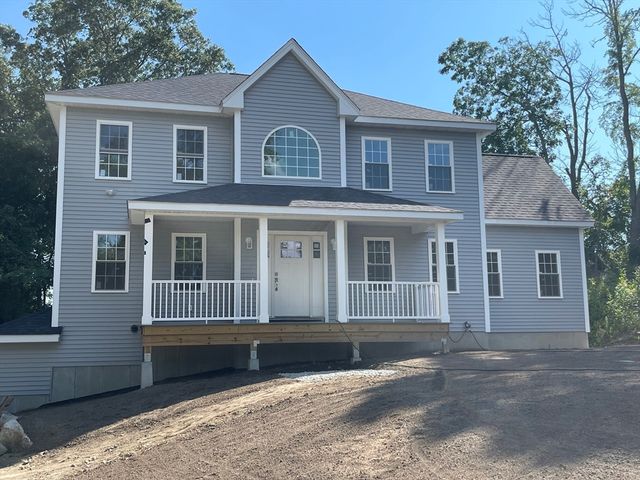 1 Old Fall River Rd, Dartmouth, MA 02747