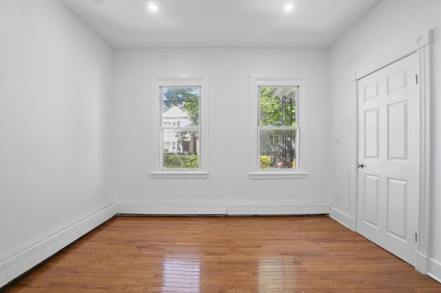 419 S 7th Avenue, Mount Vernon, NY 10550