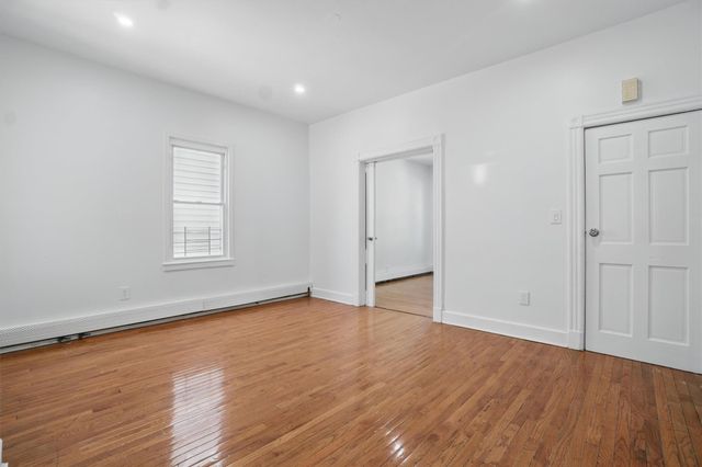 419 S 7th Avenue, Mount Vernon, NY 10550