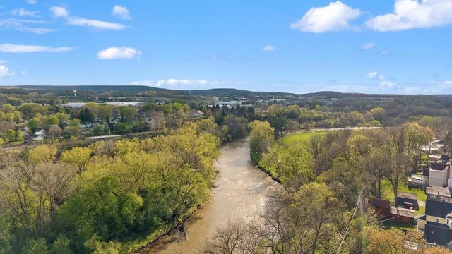 333 2nd Avenue, Baraboo, WI 53913