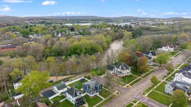 333 2nd Avenue, Baraboo, WI 53913