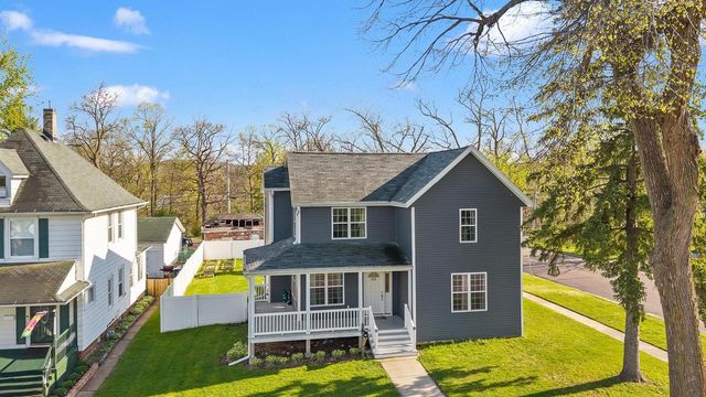 333 2nd Avenue, Baraboo, WI 53913