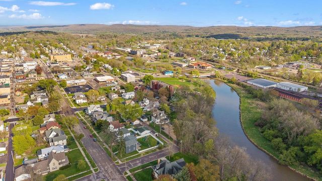 333 2nd Avenue, Baraboo, WI 53913