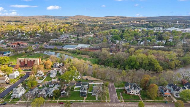 333 2nd Avenue, Baraboo, WI 53913