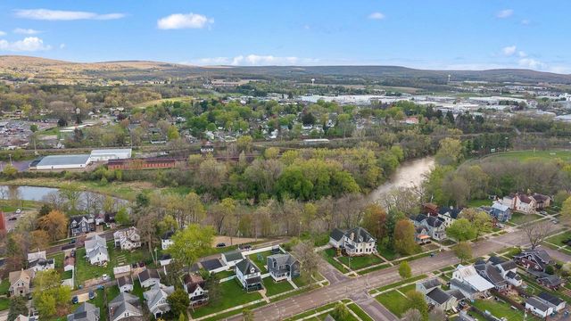 333 2nd Avenue, Baraboo, WI 53913