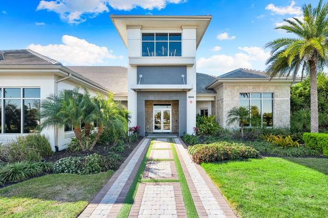 3316 PORTO LANE, Bradenton, FL 34211