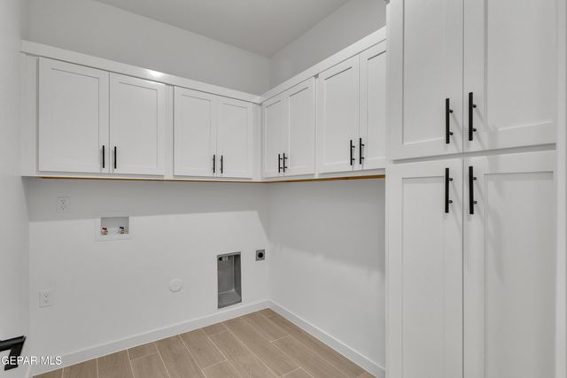 12805 Middlesbrough Avenue, El Paso, TX 79928