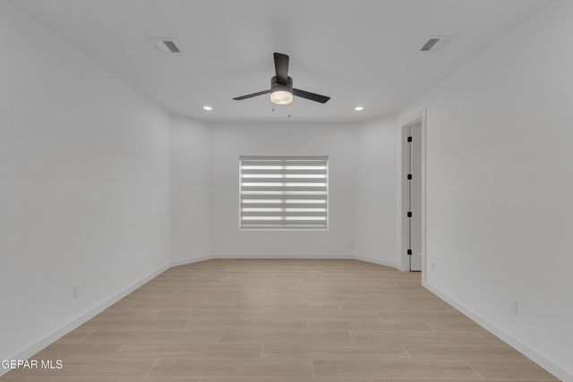 12805 Middlesbrough Avenue, El Paso, TX 79928