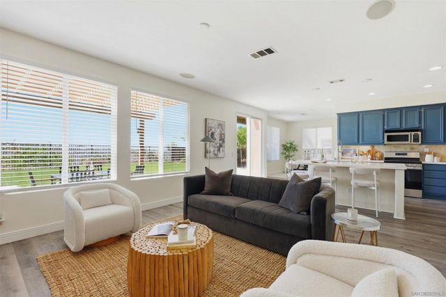 402 Corte Calypso, Chula Vista, CA 91914