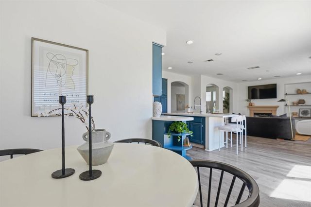 402 Corte Calypso, Chula Vista, CA 91914
