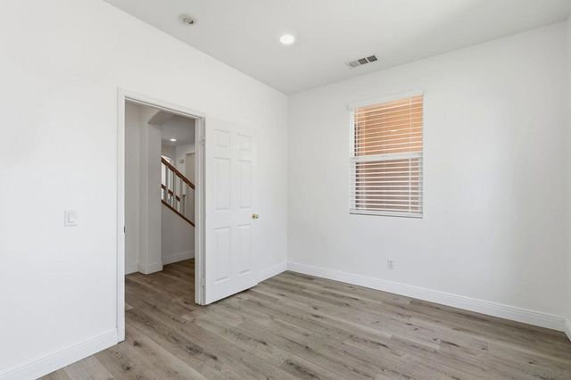 402 Corte Calypso, Chula Vista, CA 91914