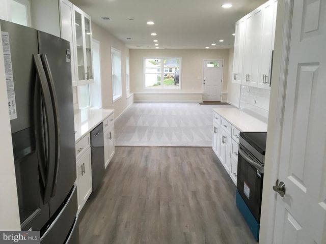 18758 POTOMAC AVE, Benedict, MD 20612