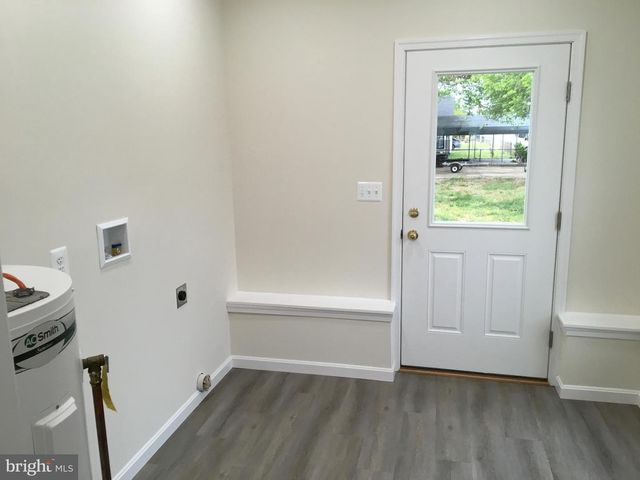 18758 POTOMAC AVE, Benedict, MD 20612