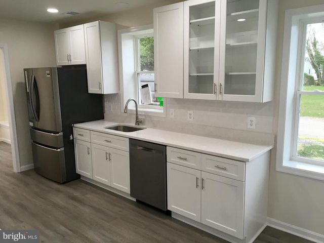 18758 POTOMAC AVE, Benedict, MD 20612