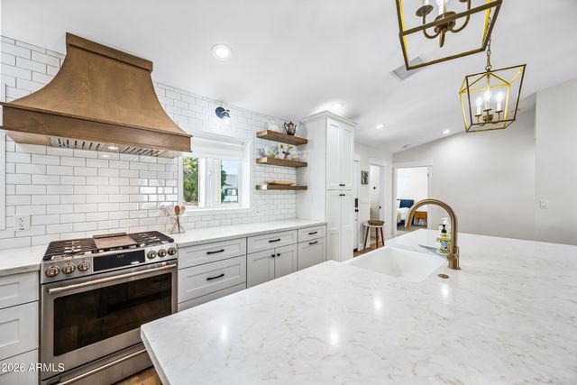 4110 E CATALINA Drive, Phoenix, AZ 85018