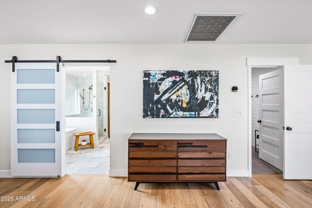 4110 E CATALINA Drive, Phoenix, AZ 85018