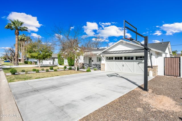 4110 E CATALINA Drive, Phoenix, AZ 85018