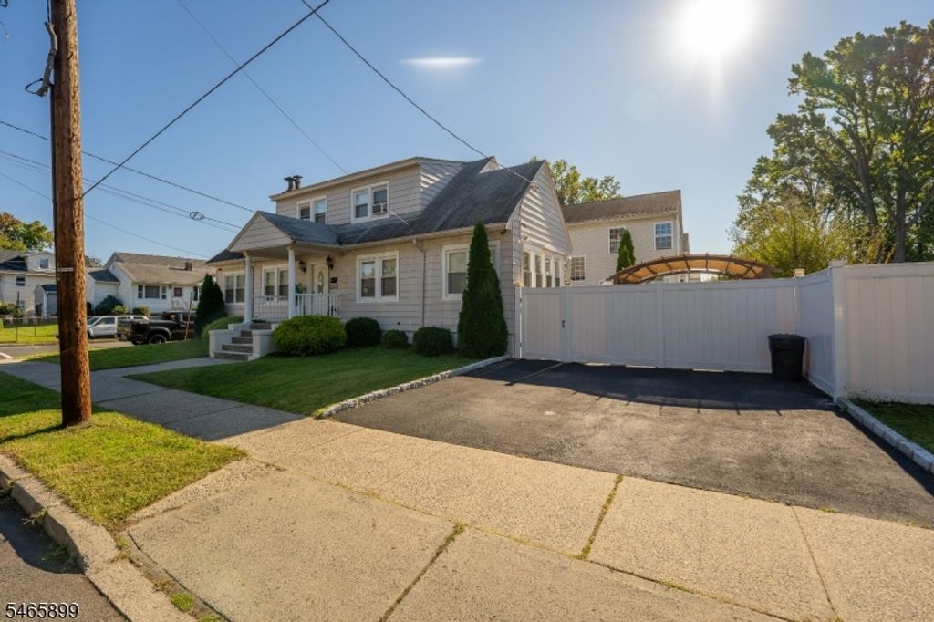 1975 Rutherford St, Rahway City, NJ 07065 — photo 4