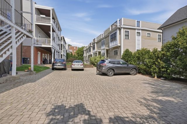 119 Heath Street 2, Somerville, MA 02145