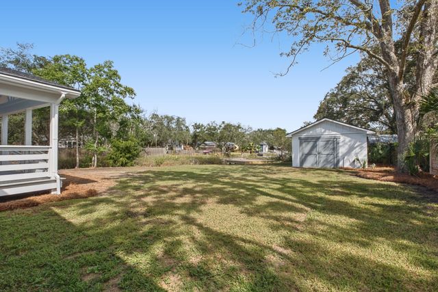 1106 Windward Road, Charleston, SC 29412