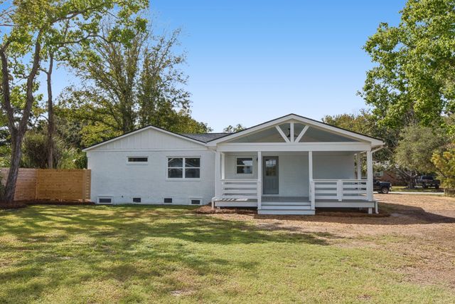 1106 Windward Road, Charleston, SC 29412
