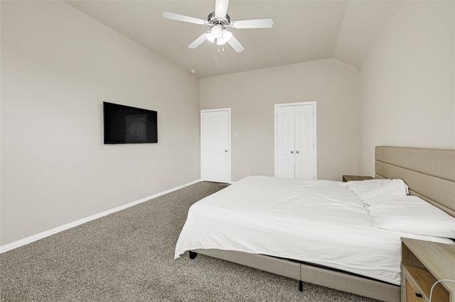 696 W Linnwood Drive, Woodbranch, TX 77357