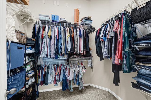 696 W Linnwood Drive, Woodbranch, TX 77357