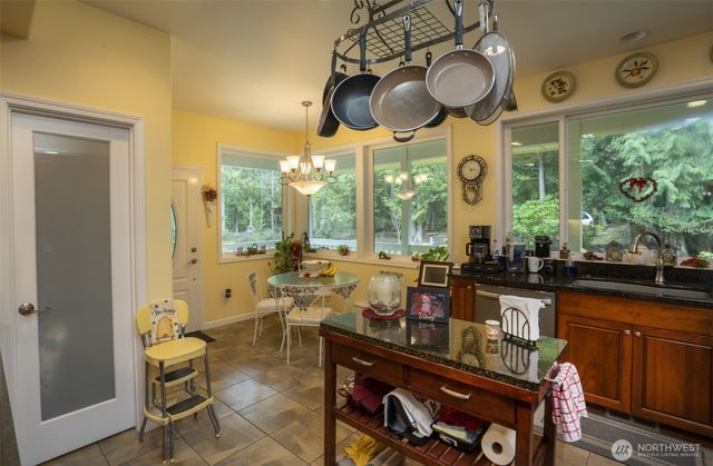 72 Doe Place, Sequim, WA 98382