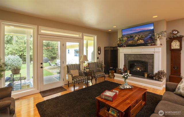 72 Doe Place, Sequim, WA 98382