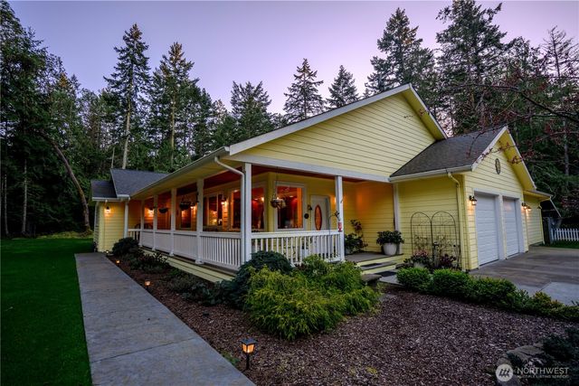 72 Doe Place, Sequim, WA 98382