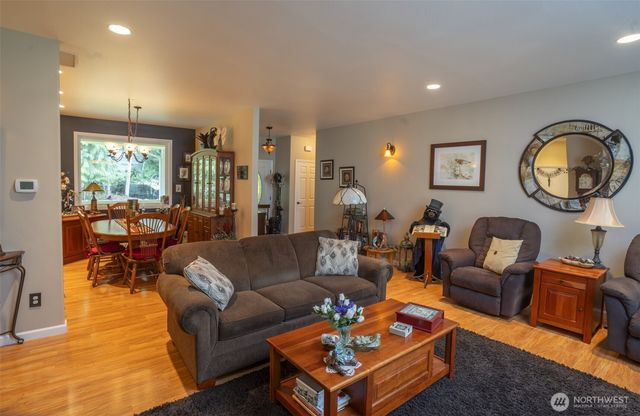 72 Doe Place, Sequim, WA 98382