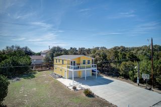 1657 Blueridge, Canyon Lake, TX 78133