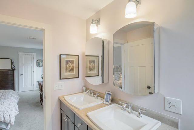 425 Pleasant Street, Rollinsford, NH 03869