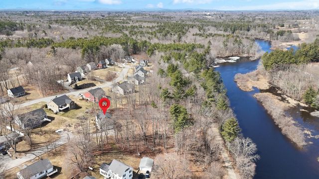 425 Pleasant Street, Rollinsford, NH 03869