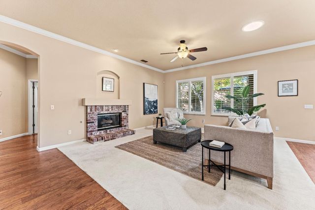 309 Browning Ct, Roseville, CA 95747