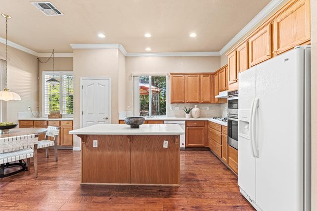 309 Browning Ct, Roseville, CA 95747