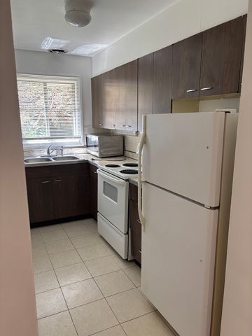 435 Burlington Avenue 4, Downers Grove, IL 60515