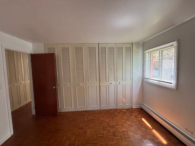 435 Burlington Avenue 4, Downers Grove, IL 60515