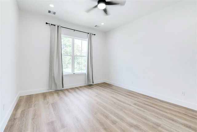 5310 Denmark Street, Houston, TX 77028